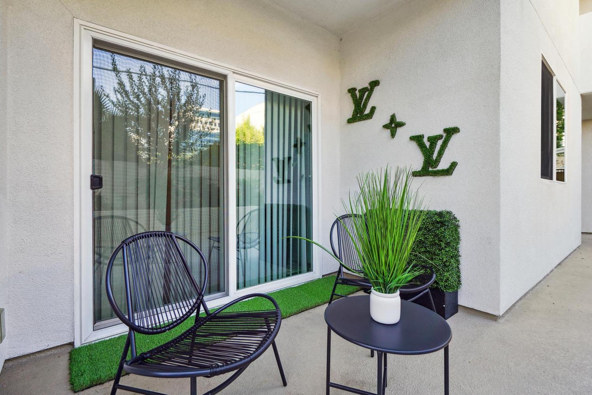 House Of Lv Bed & Breakfast Los Angeles Bagian luar foto