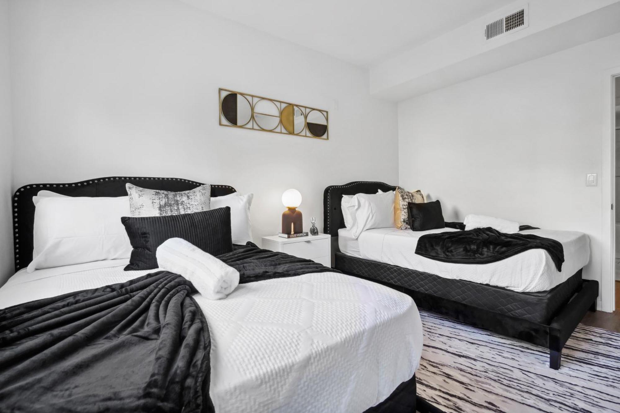 House Of Lv Bed & Breakfast Los Angeles Bagian luar foto